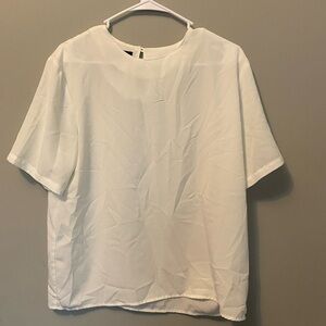 3/$20 Impressions White Short Sleeve shell